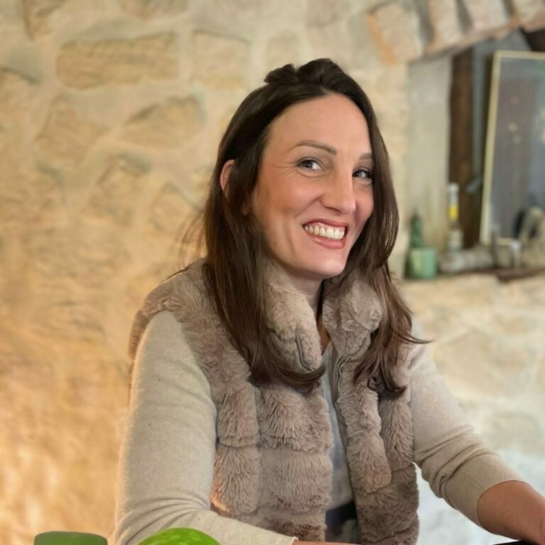 Raphaëlle Auclaire, Hypnose & Soins Energétiques, Médiation Equine